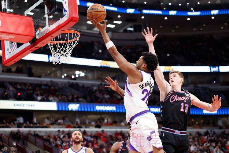 森萨博空砍43分武切维奇35分，公牛128-126险胜爵士